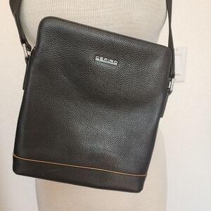 Cefiro Black Leather Crossbody Bag Adjustable Strap